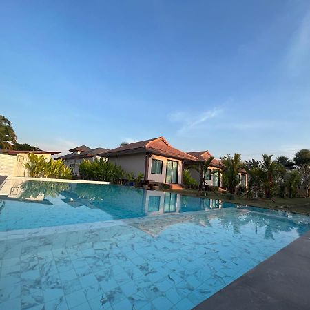 Tinna Resort Ban Nong Mai Ngam Экстерьер фото
