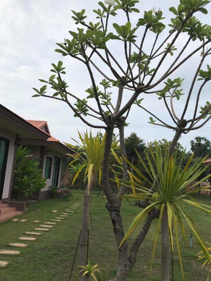 Tinna Resort Ban Nong Mai Ngam Экстерьер фото