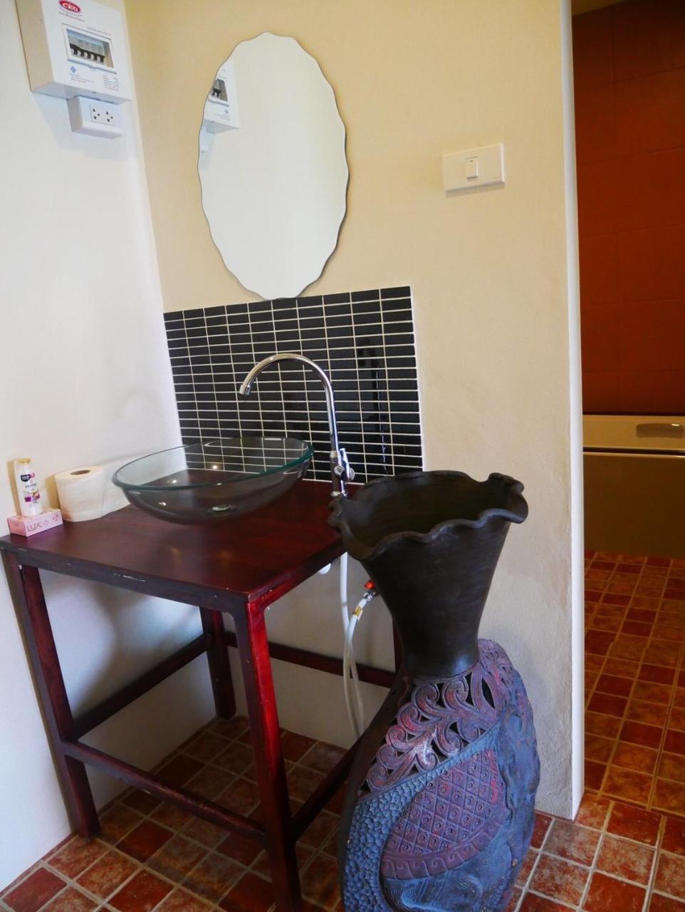 Tinna Resort Ban Nong Mai Ngam Экстерьер фото