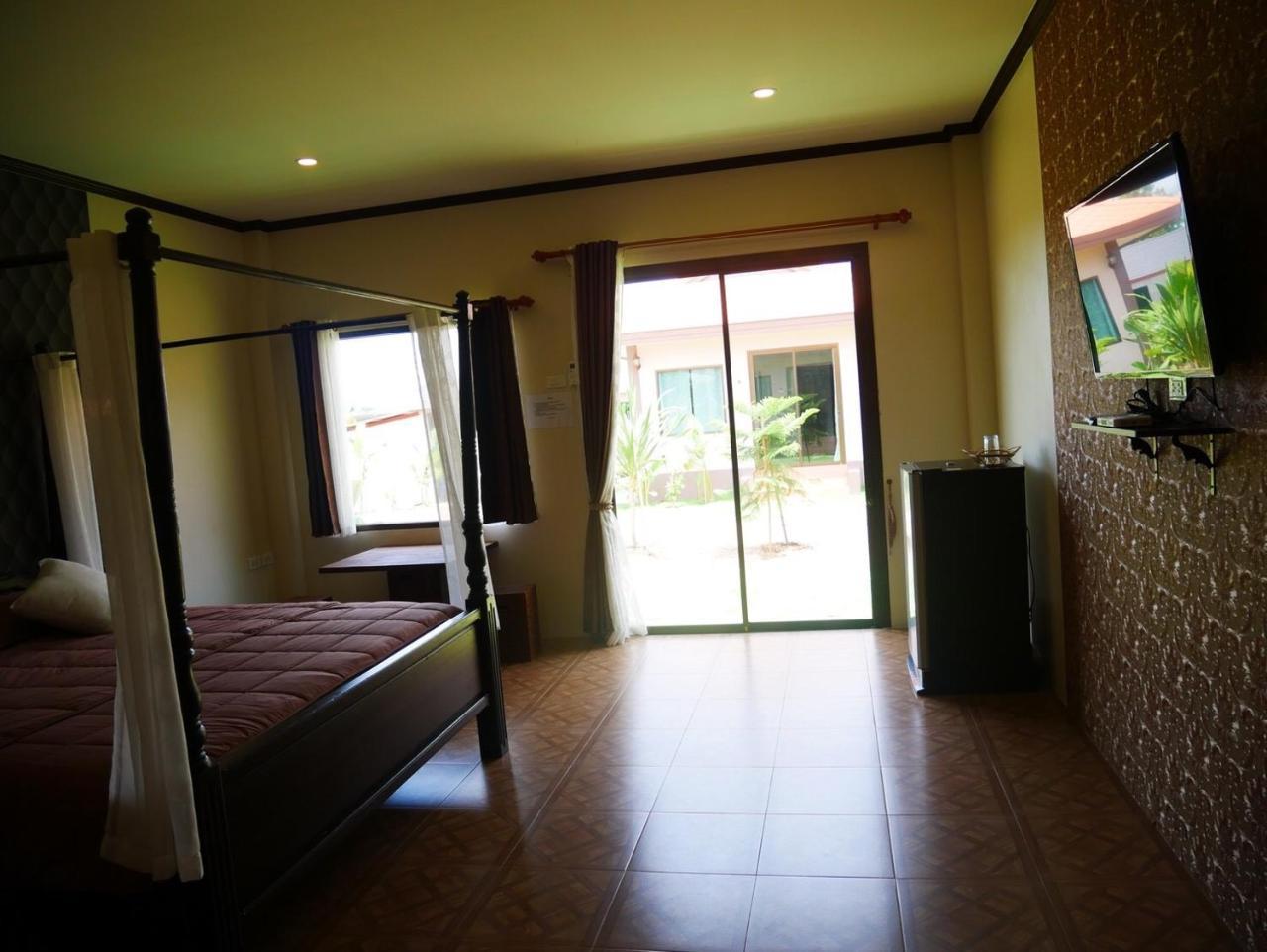 Tinna Resort Ban Nong Mai Ngam Экстерьер фото